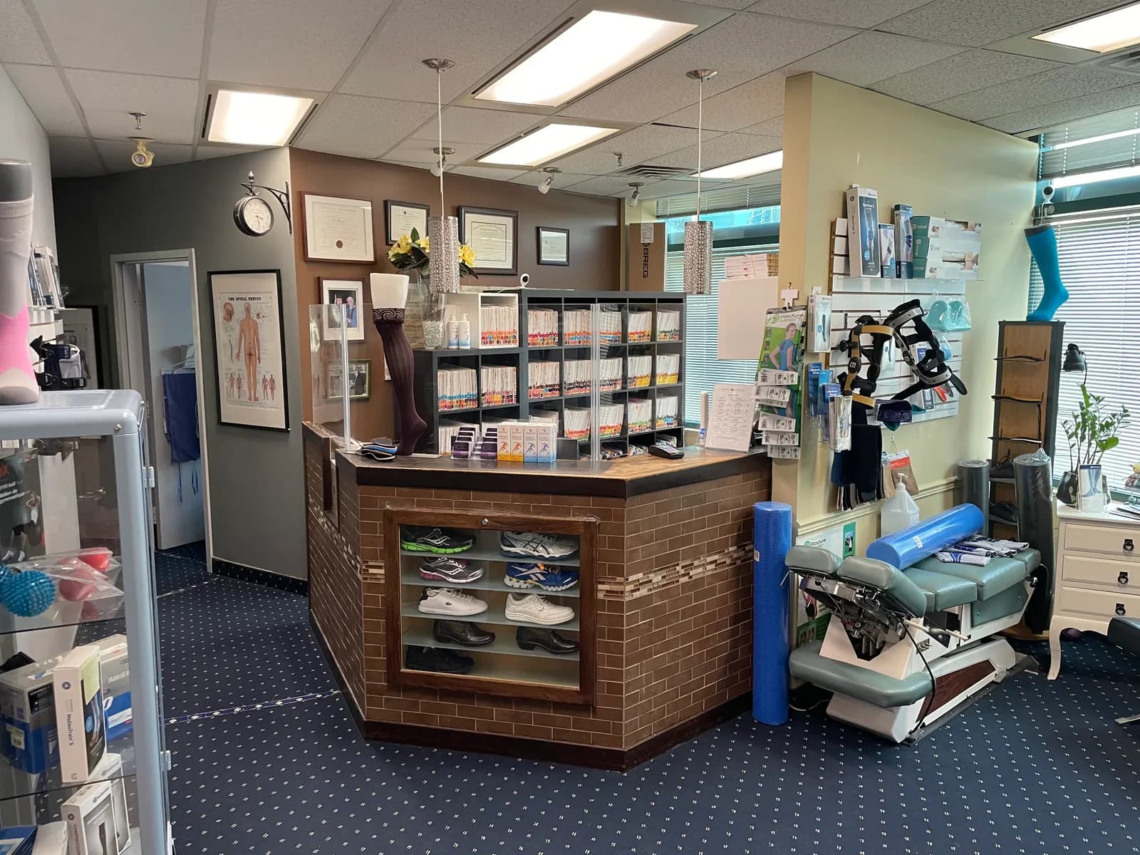 Reception & product area